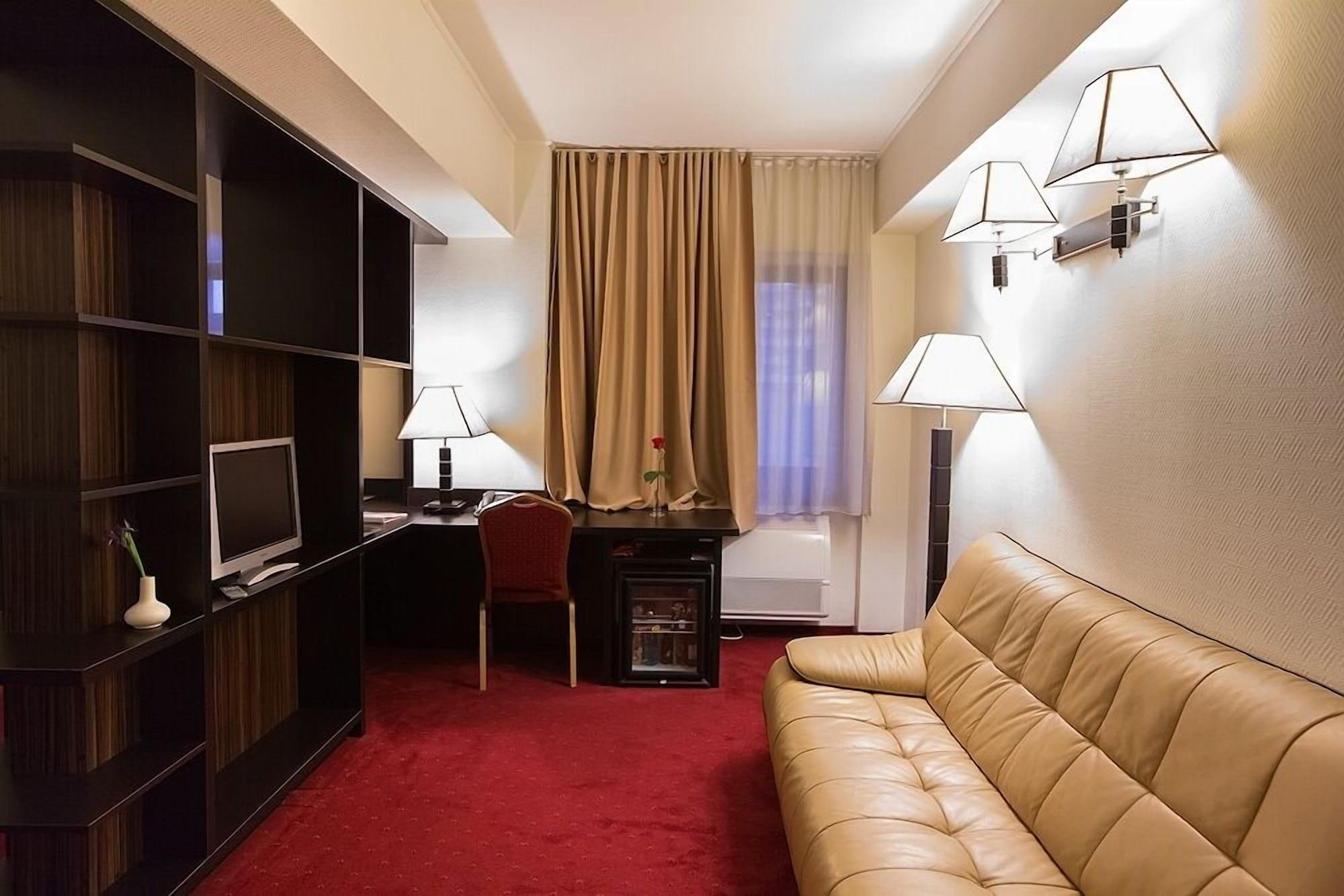 Ramada Iasi City Center Kültér fotó