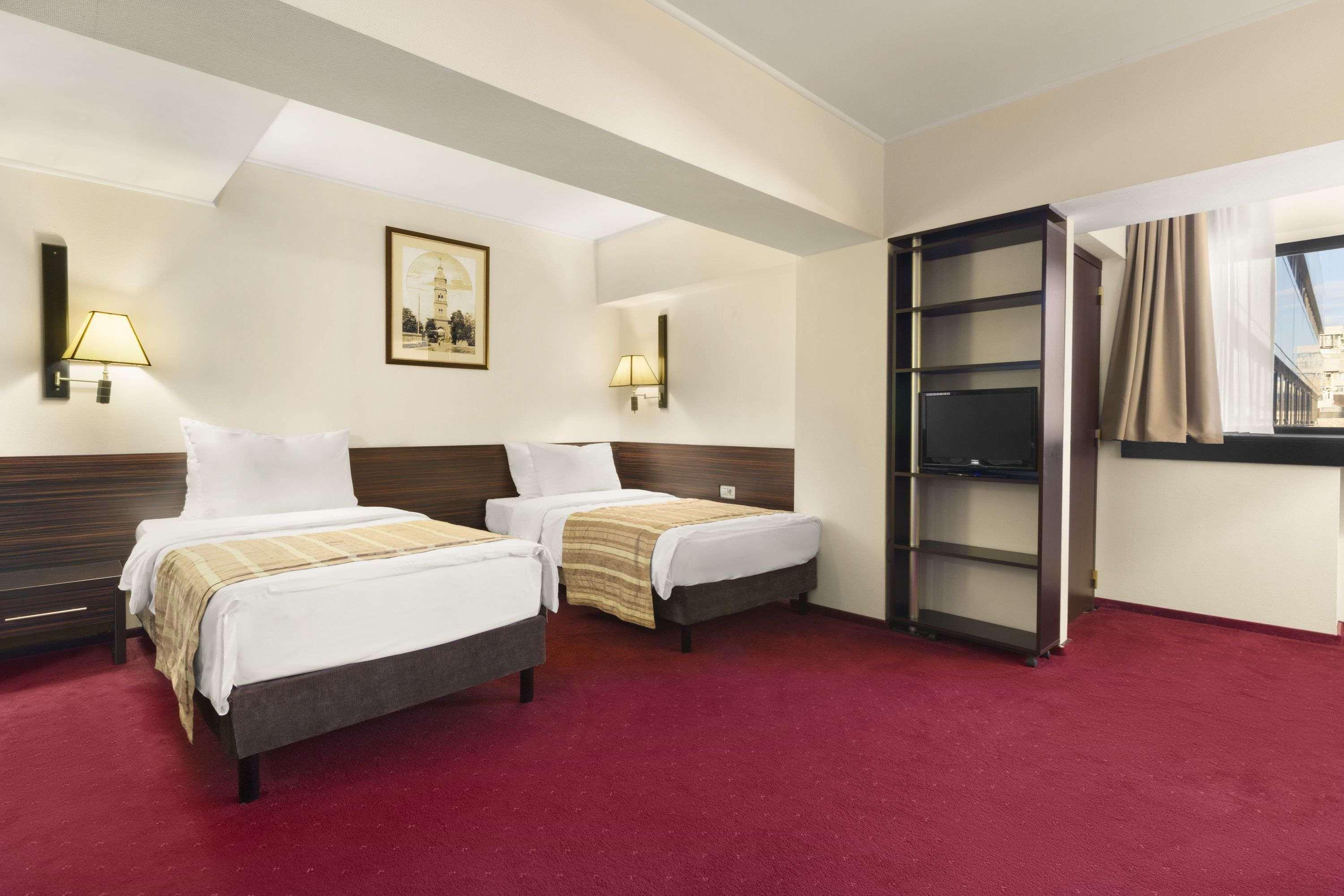 Ramada Iasi City Center Kültér fotó