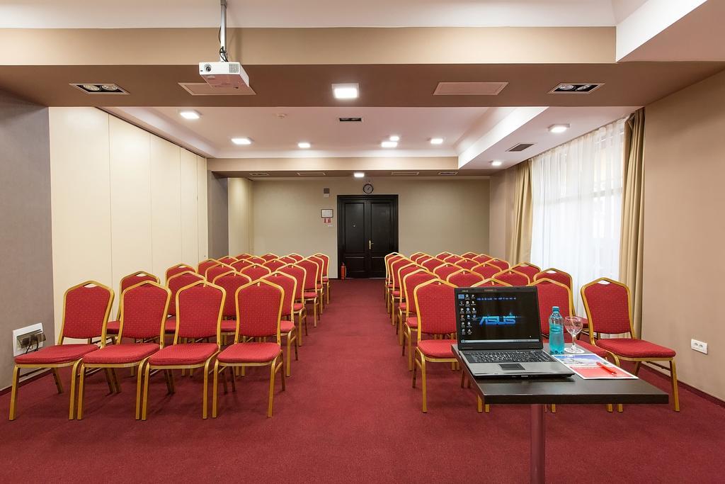 Ramada Iasi City Center Kültér fotó
