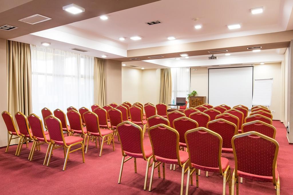 Ramada Iasi City Center Kültér fotó